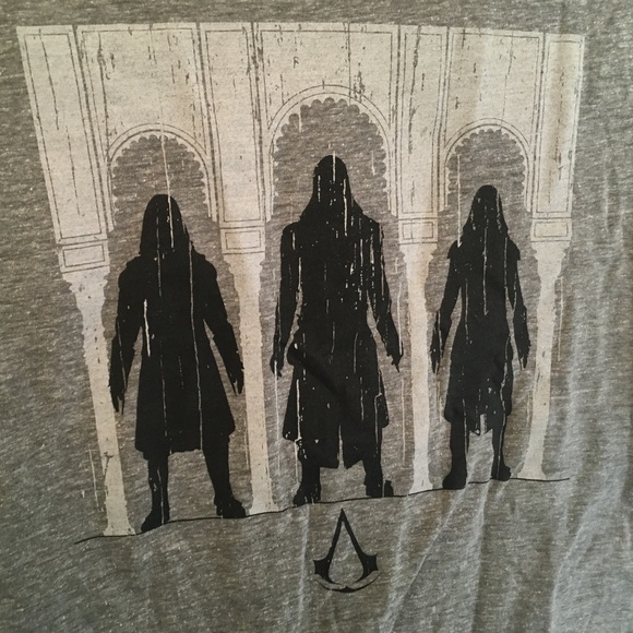 NWT Assassin's Creed t-shirt size S. MOVING SALE - LAST CHANCE - Picture 4 of 9